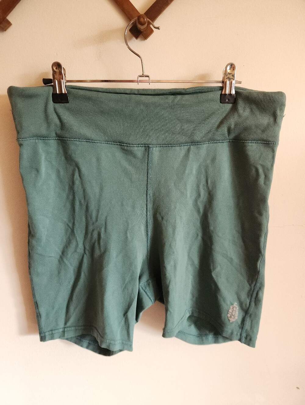 Free People Movement Women's High-Waist Green Athletic Biker Shorts X Large